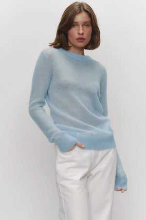 Damski sweter o luźnym fasonie do codziennych zestawów