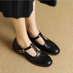 Eleganckie damskie buty na średnim obcasie