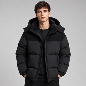 Męska pikowana kurtka oversize z kapturem prezentowana na modelu