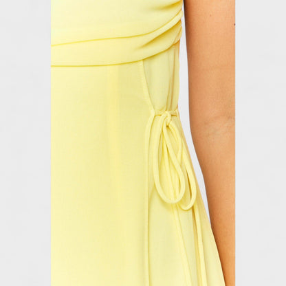 Żółta zwiewna sukienka maxi