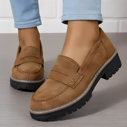Elise - Stylowe matowe platformowe loafers dla kobiet