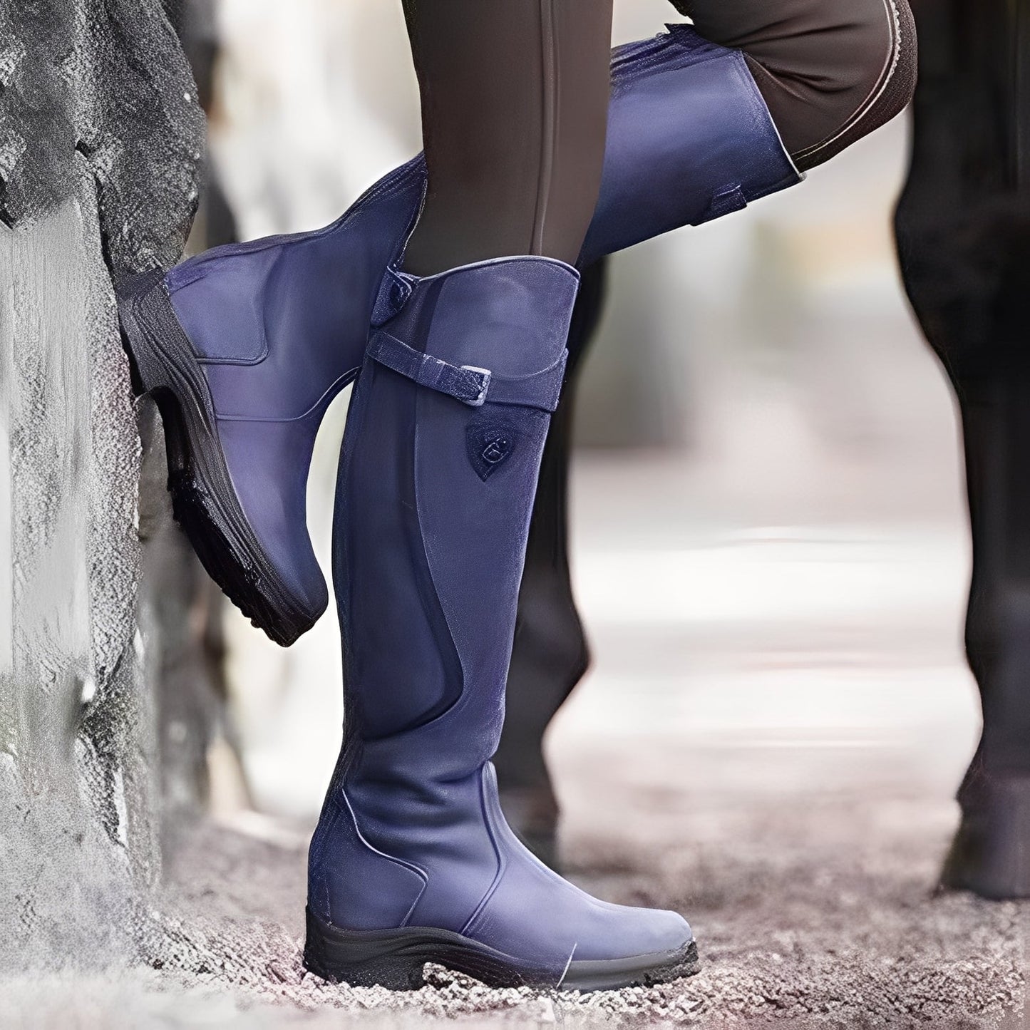 Lucie - Buty trekkingowe skórzane z paskiem dla kobiet