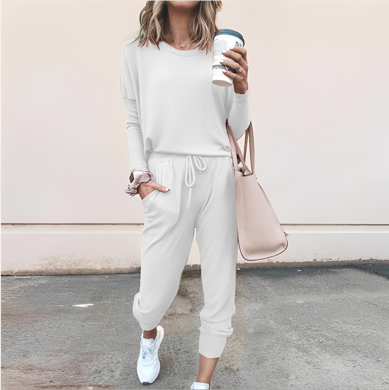 Grace - Swobodny dres dla kobiet