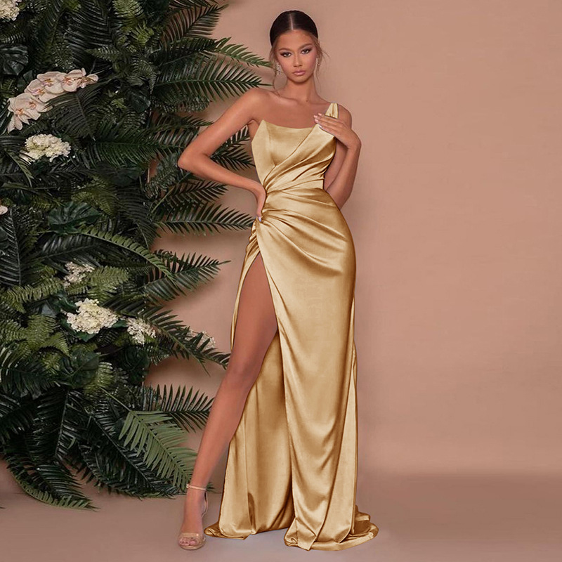 Valerie - Elegancka sukienka wieczorowa z rozcięciem