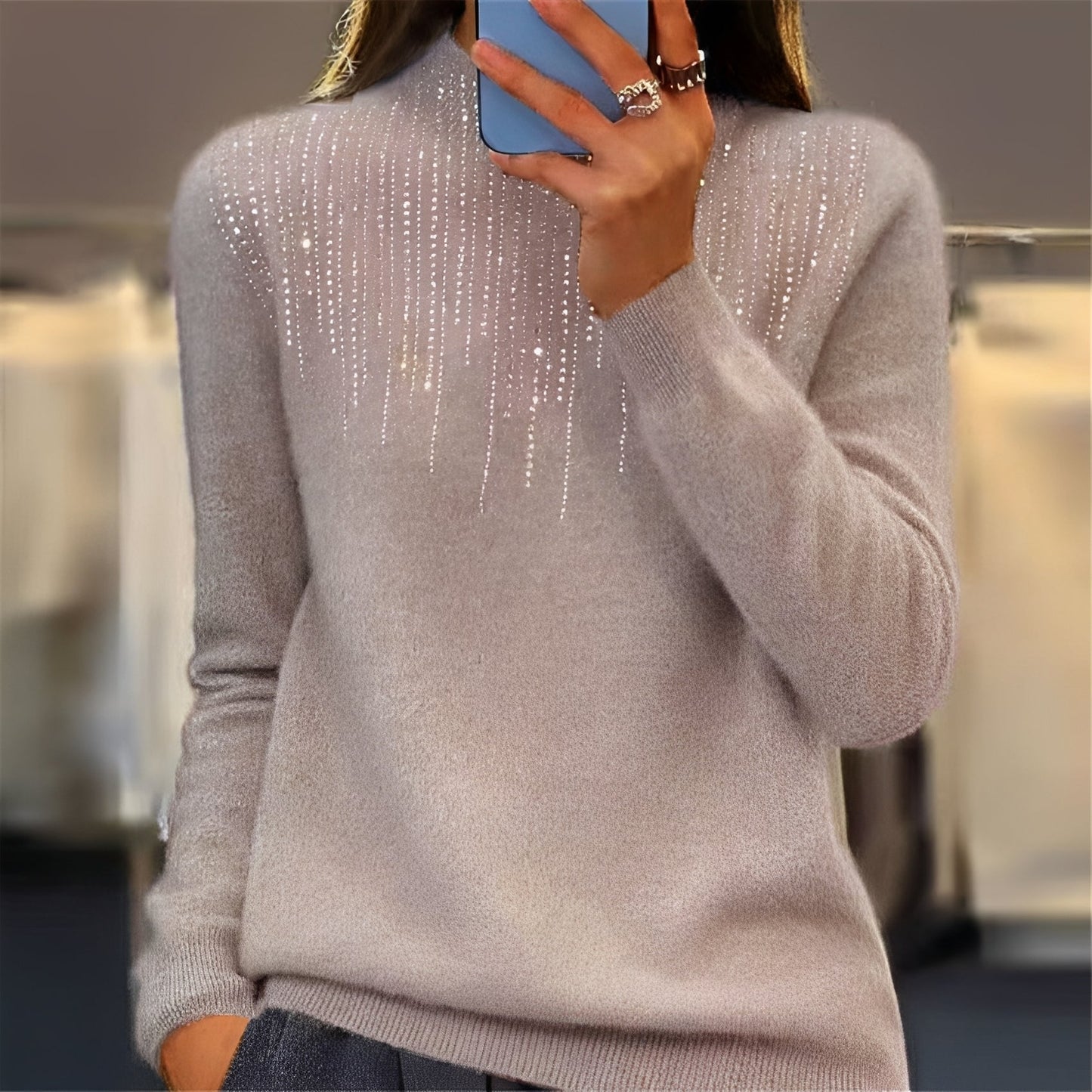 Lucia - Błyszczący sweter z półwysokim golfem dla kobiet