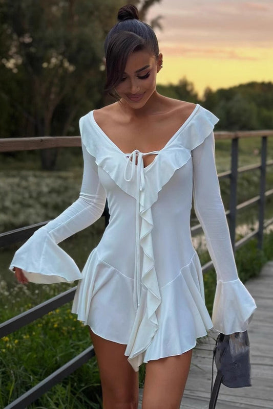 Damska sukienka mini bodycon z falbaną i wiązaniem z przodu