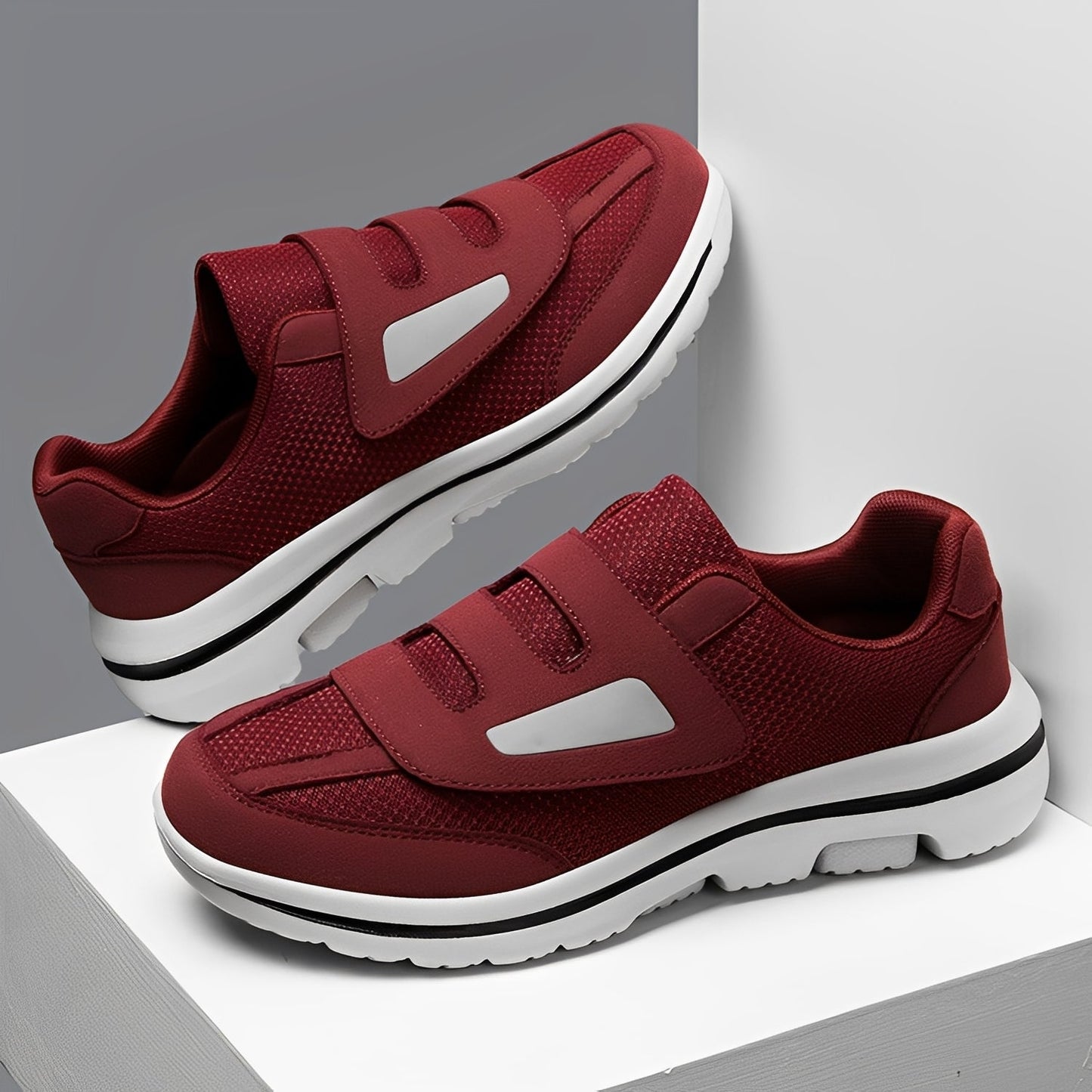 Justin - Stylowe płaskie buty z białą podeszwą dla kobiet