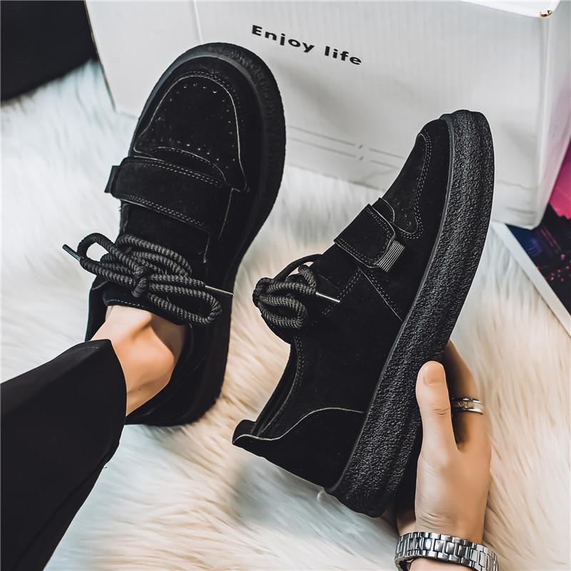 Damskie zamszowe sneakersy na platformie detal boczny