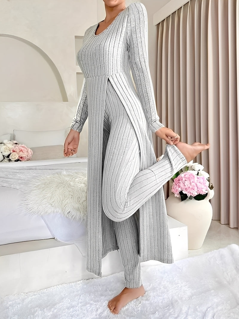Lisabet - Stylowy zestaw z miękkimi prążkami dla kobiet
