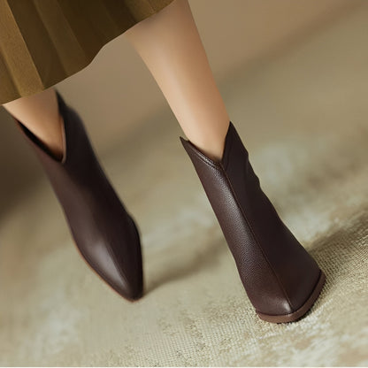 Abbie - Luźne krótkie skórzane buty dla kobiet