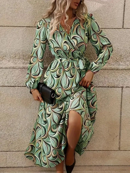 Elegancka sukienka z wiązaniem na szyi