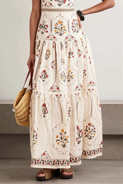 Długa damska sukienka boho o zwiewnym kroju w kwiatowy print