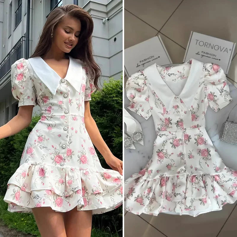 Mini sukienka z bufkami i falbanami