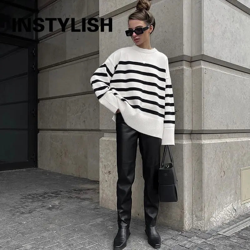 Damski Oversize Sweter z Dzianiny w Paski z Okrągłym Dekoltem