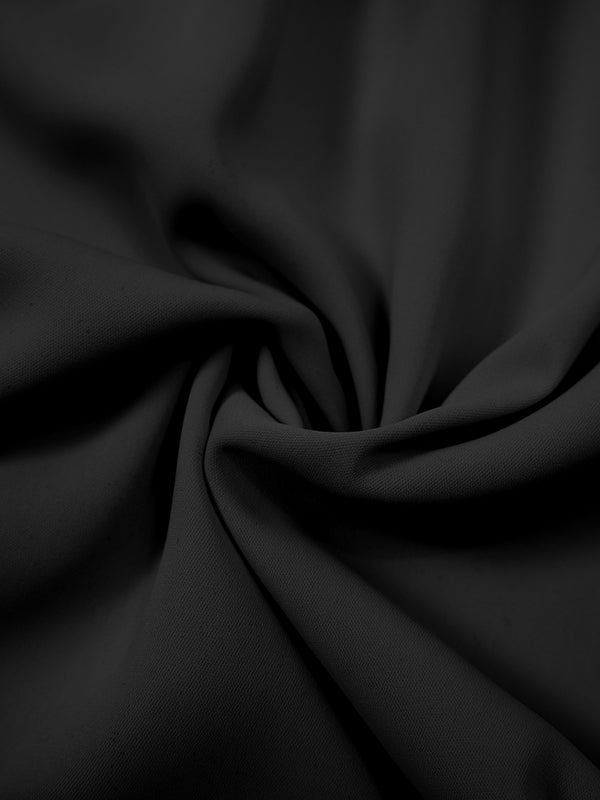 Zadziorna mini sukienka z falbanami, wiązanym w pasie i rozkloszowanymi rękawami