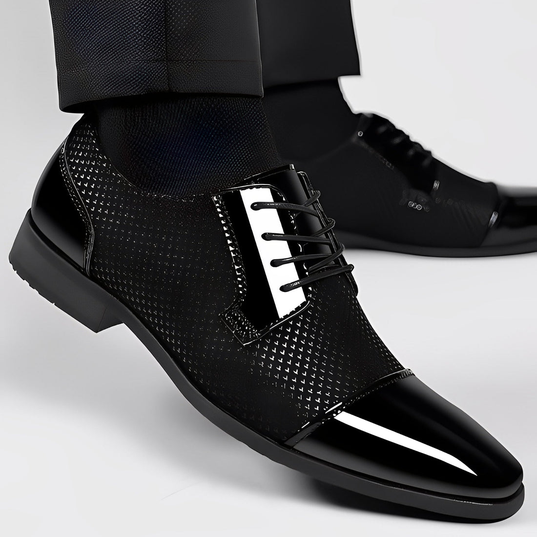 Wystan - Nowoczesne eleganckie buty męskie