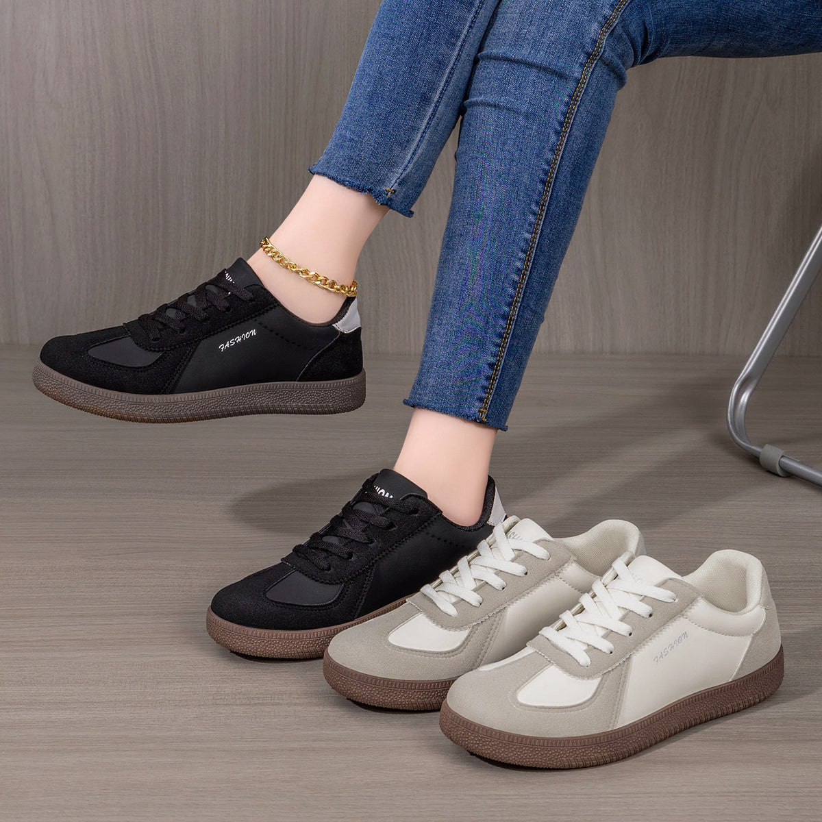 Damskie sneakersy retro z wygodnie wyściełaną partią pięty