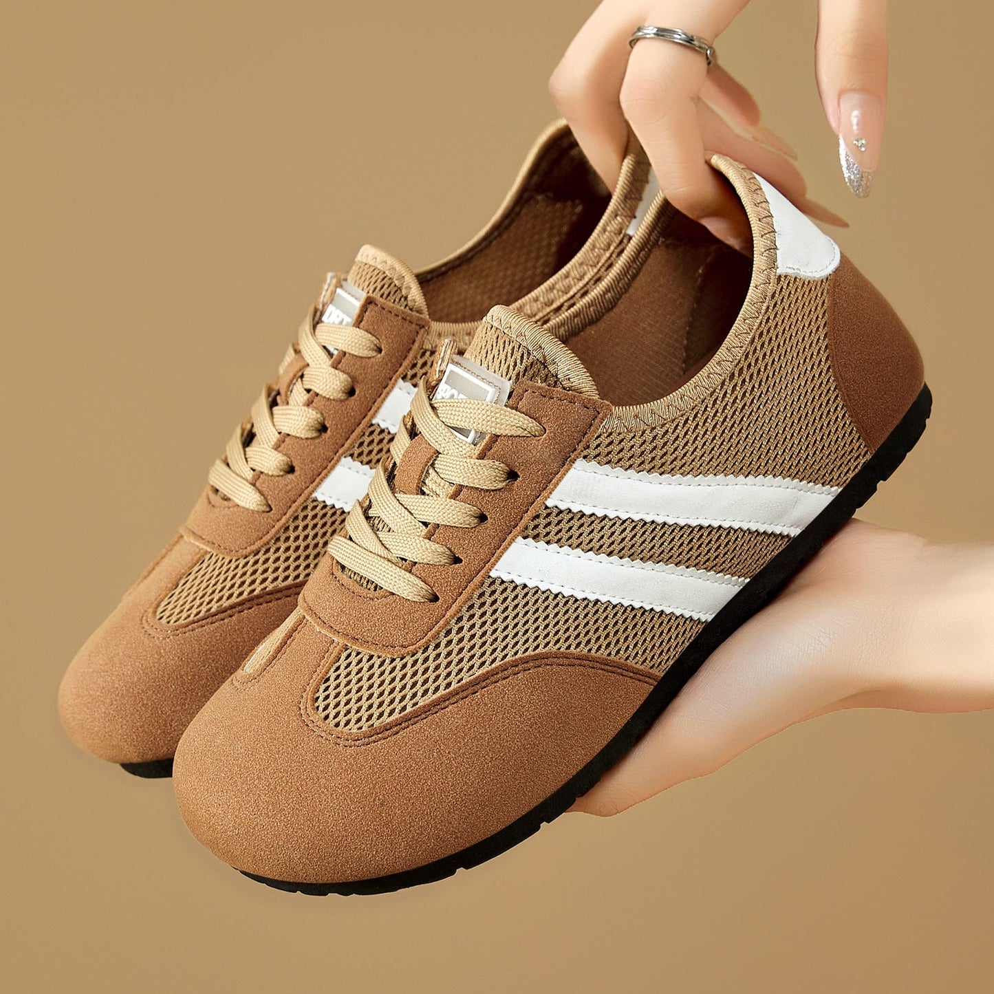 Damskie sneakersy z oddychającym meshem i gumową podeszwą