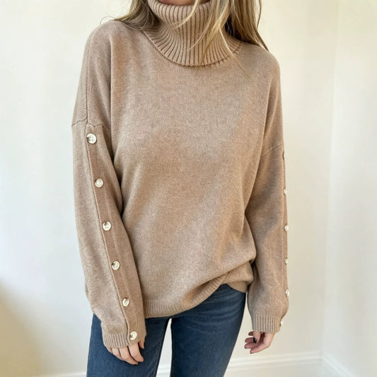 Damski sweter oversize z golfem i guzikami