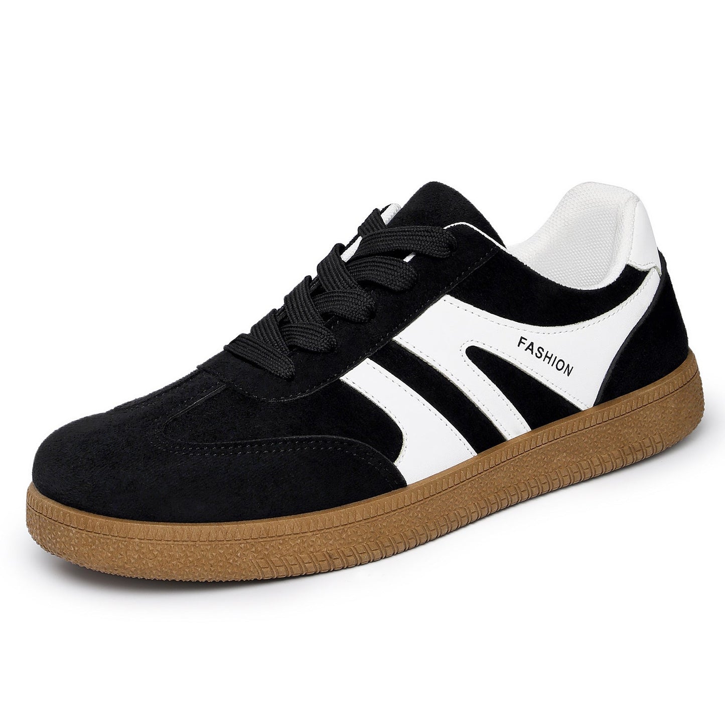 Tył męskich sneakersów z wyściełanym kołnierzem pięty