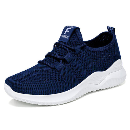 Widok z góry na elastyczne sneakersy dzianinowe