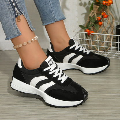 Nylonowa cholewka damskich sneakersów w stylu retro