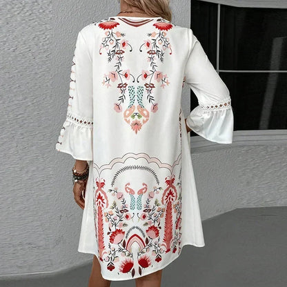 Iris – Ręcznie haftowana sukienka z dekoltem V