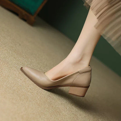 Eleganckie czółenka damskie na średnim obcasie