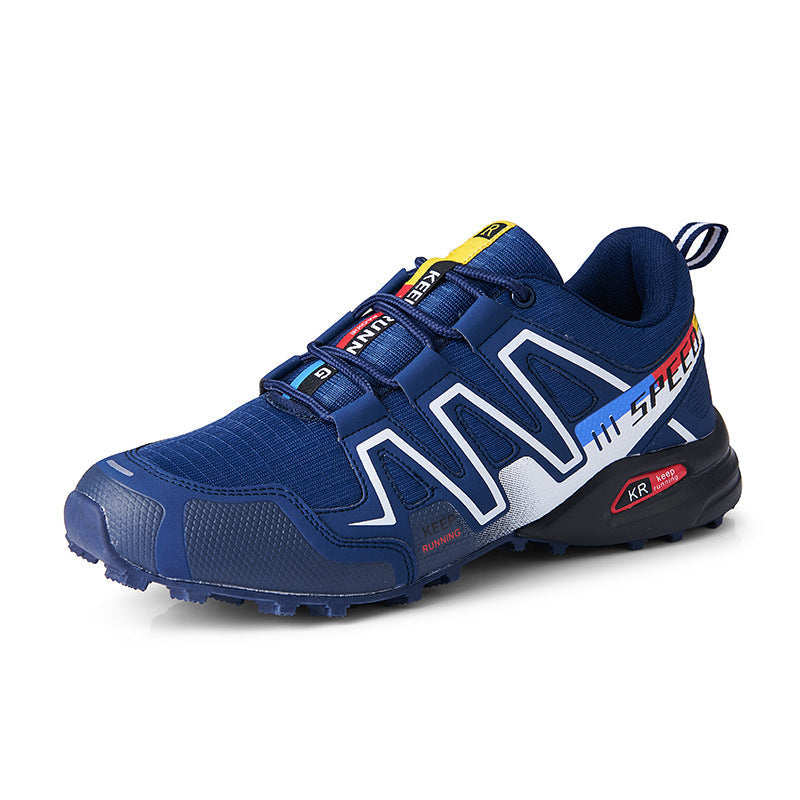 Męskie buty trekkingowe prezentowane jako para