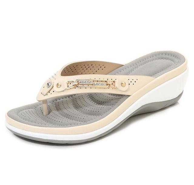 Darlene - Japonki na niskim obcasie