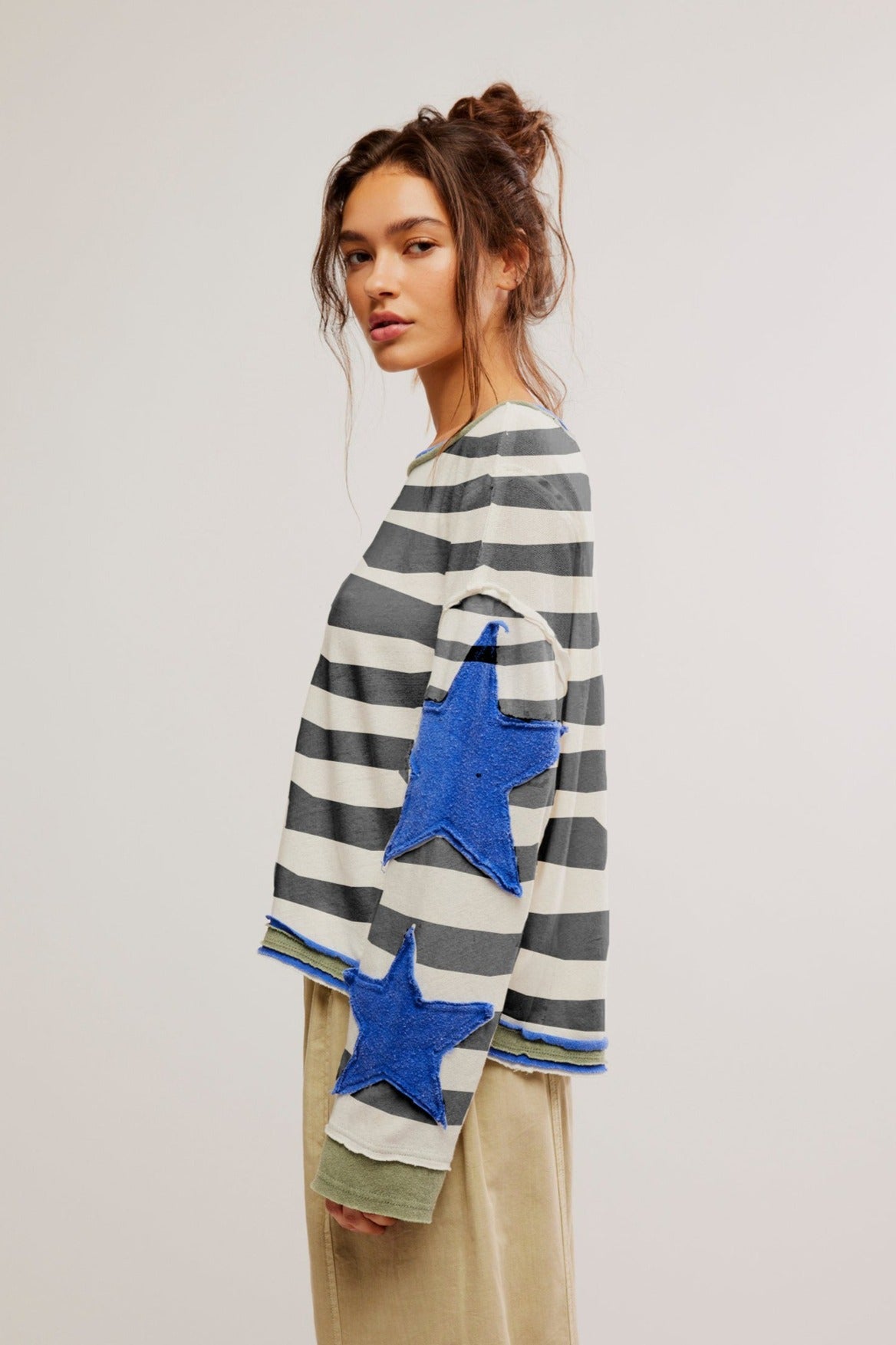 Bluza oversize w swobodnym fasonie na co dzień