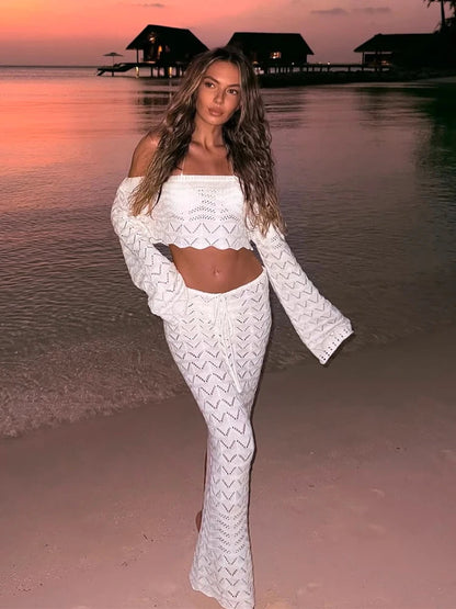 Komplet plażowy z odkrytymi ramionami, szydełkowany crop top i maxi spódnica