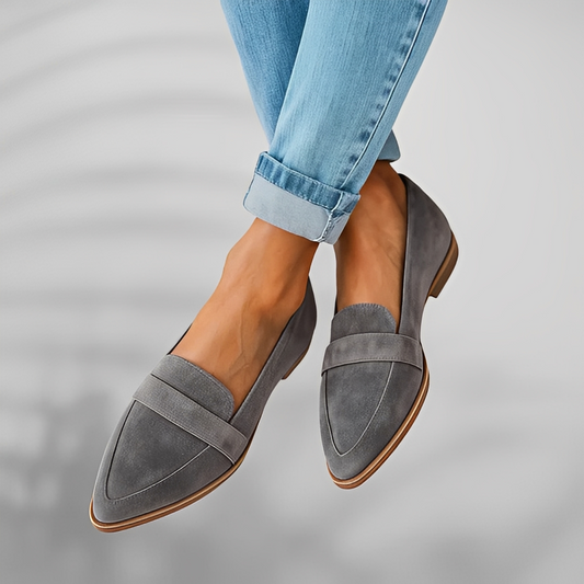 Théa - Skórzane codzienne buty z wąskim noskiem dla kobiet