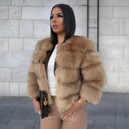 Amelia - Elegancki, ciepły sztuczny futrzany płaszcz dla kobiet