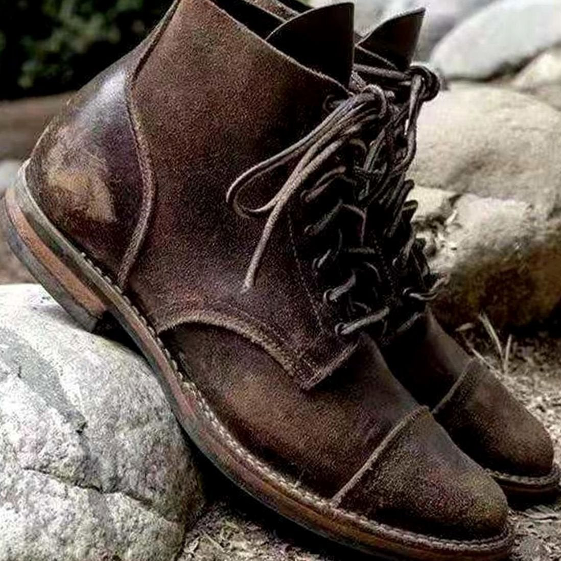 Sznurowane męskie buty zimowe z wysoką cholewką