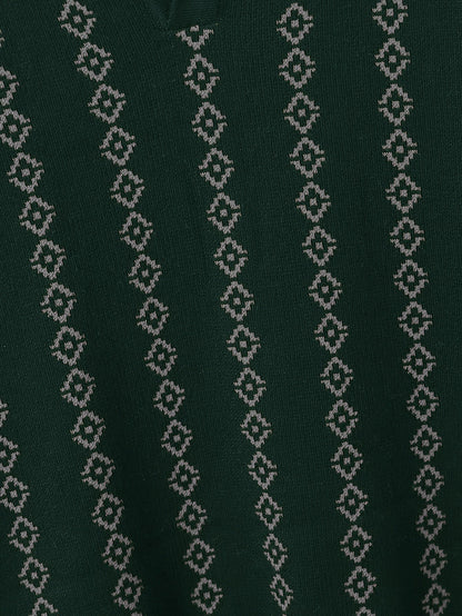 Sweter longline z dłuższym fasonem i wygodnym krojem