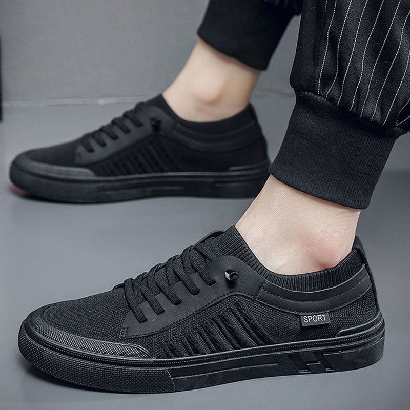 Detal struktury oddychającego materiału sneakersów męskich